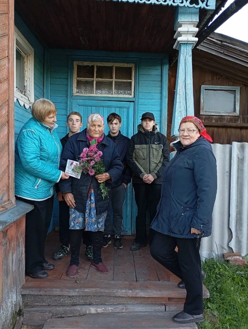 Декада пожилых людей. Добрые дела.