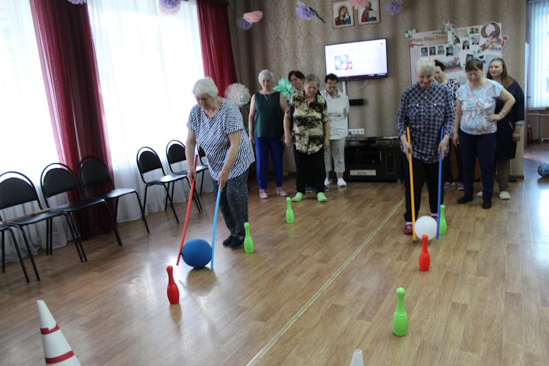 Физкультурно - оздоровительные соревнования «Сильные, смелые, ловкие»